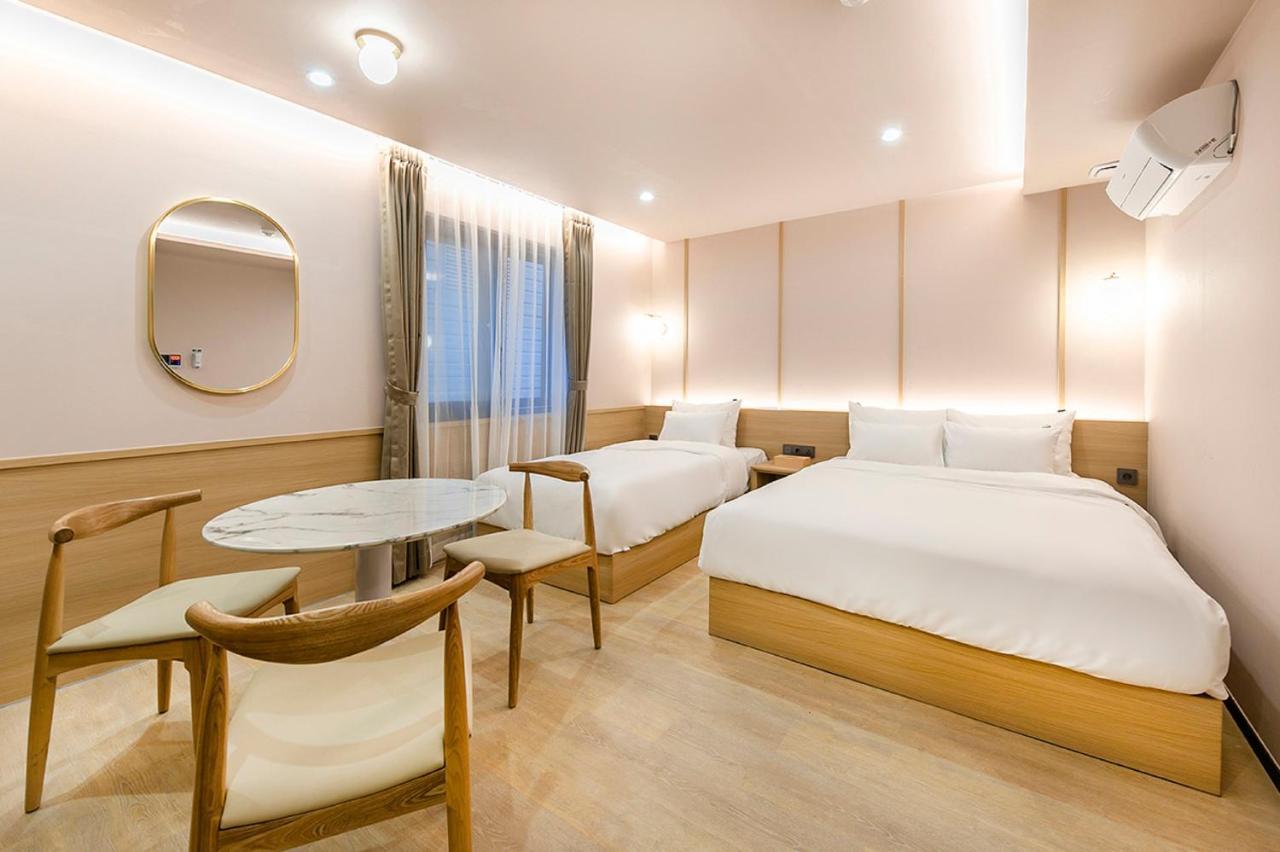 Hotel Yaja Gimhae Exterior photo
