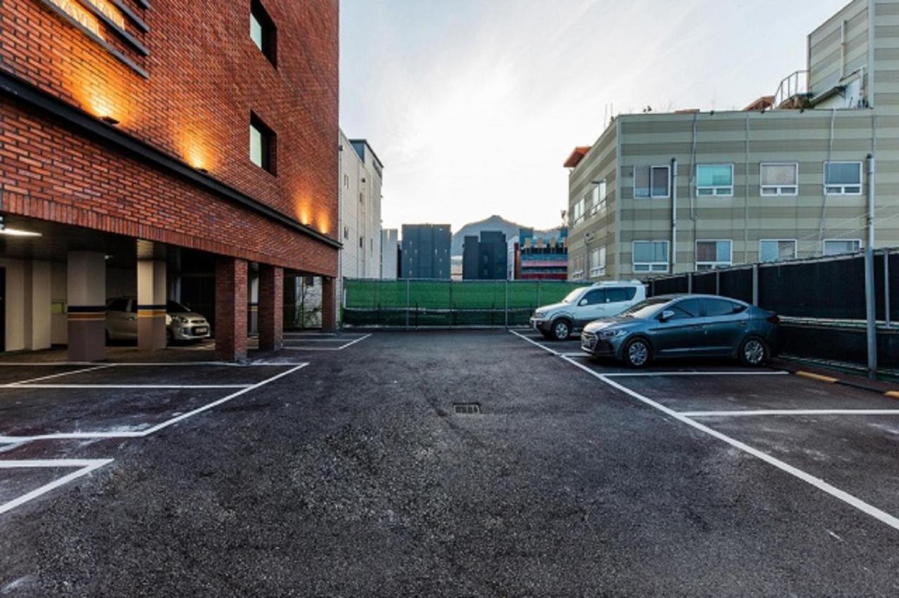 Hotel Yaja Gimhae Exterior photo