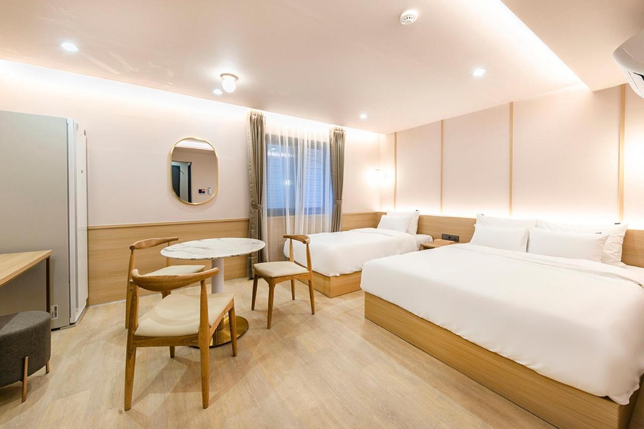 Hotel Yaja Gimhae Exterior photo